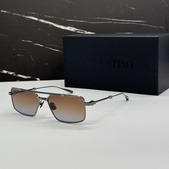 NEW VALENTINO V-SEI BROWN TITANIUM UNISEX VALENTINO SUNGLASSES VLS-111C main image 5